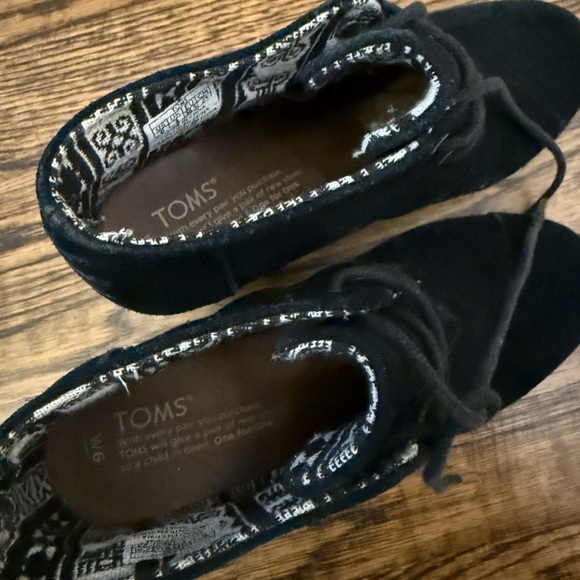 TOMS Black Suede Wedge Booties - Picture 2 of 5
